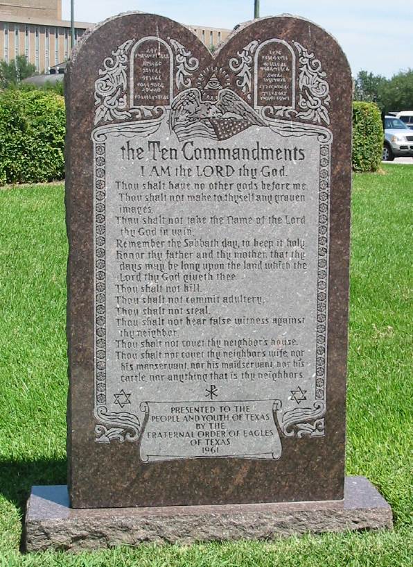 Ten_Commandments_Monument
