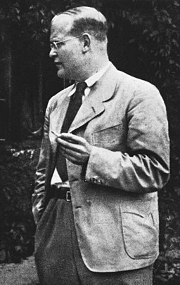 256px-Bundesarchiv_Bild_146-1987-074-16,_Dietrich_Bonhoeffer